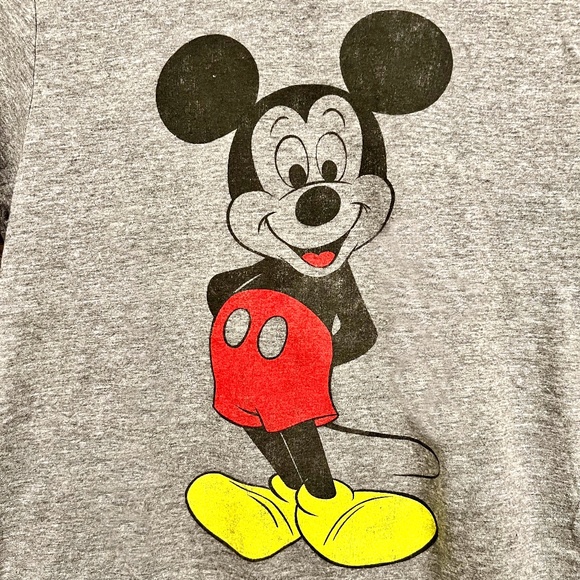 NWT 🆕 OLD NAVY x Mickey Mouse Short-Sleeve Tee (New) - Picture 2 of 6